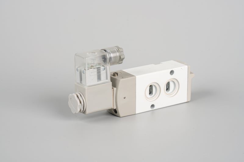 Válvula solenoide normalmente cerrada